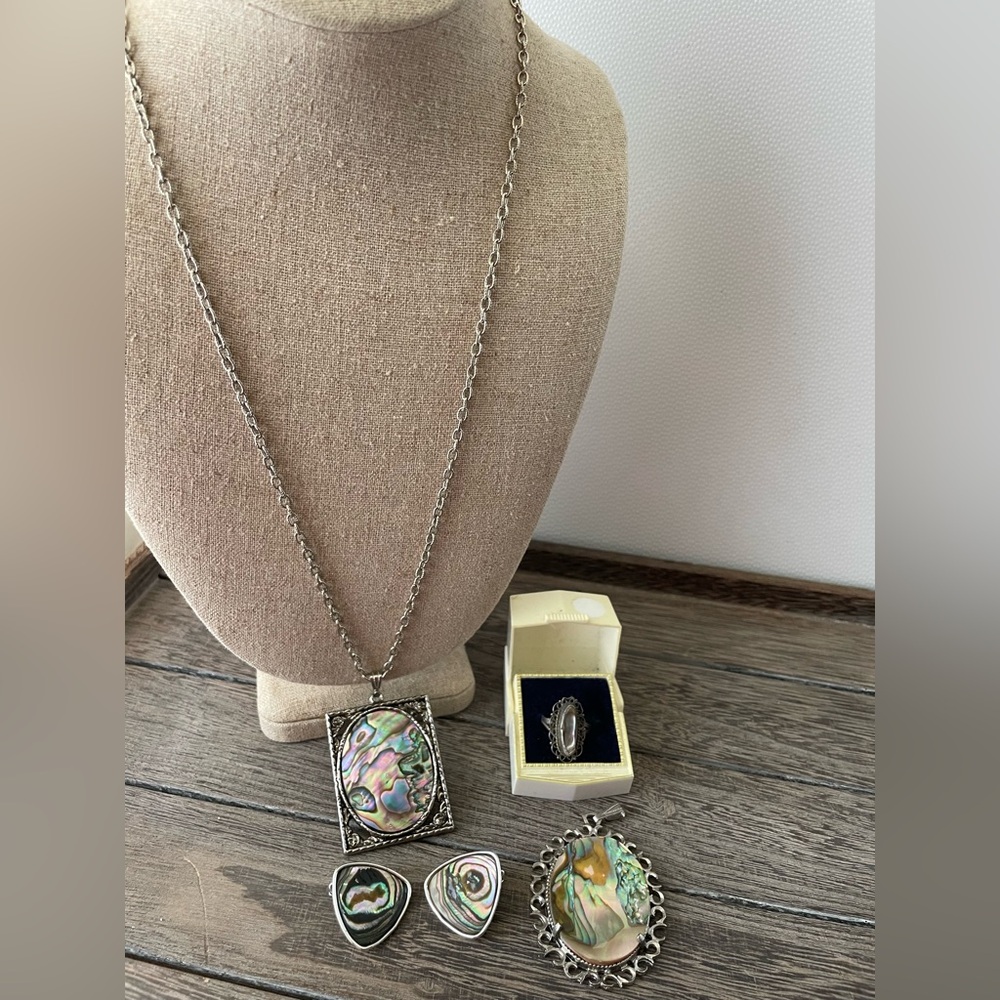 Silver Abalone Pendant Necklace Set